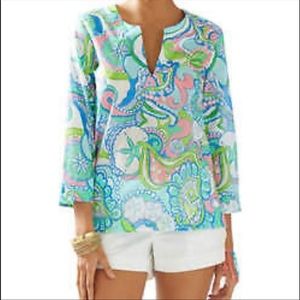 GUC Lilly Pulitzer tunic in Conch Republic